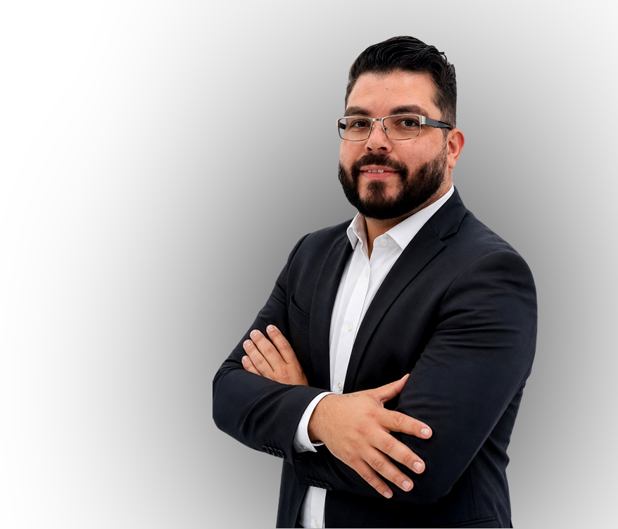 Corretor Otávio Souza
